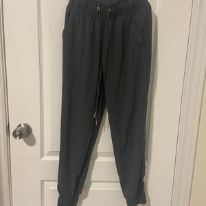 NWT Sasha pants from Dynamite size xxs short